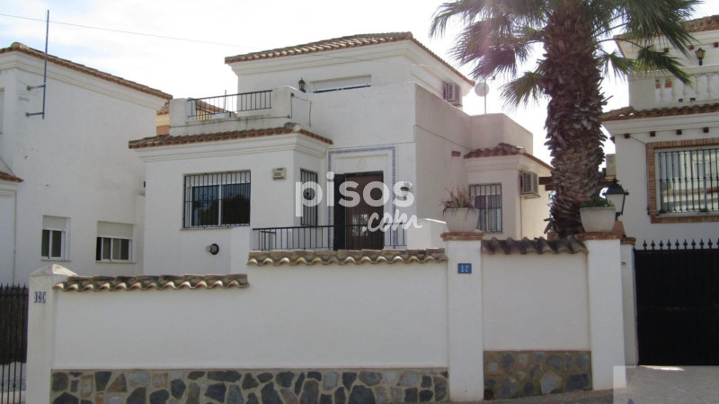 Casa en venta en Avinguda de les Carreres-Lomas Don Juan, Los Dolses-Montezenia-Lomas de Cabo (Distrito Orihuela Costa. Orihuela) de 180.000 €