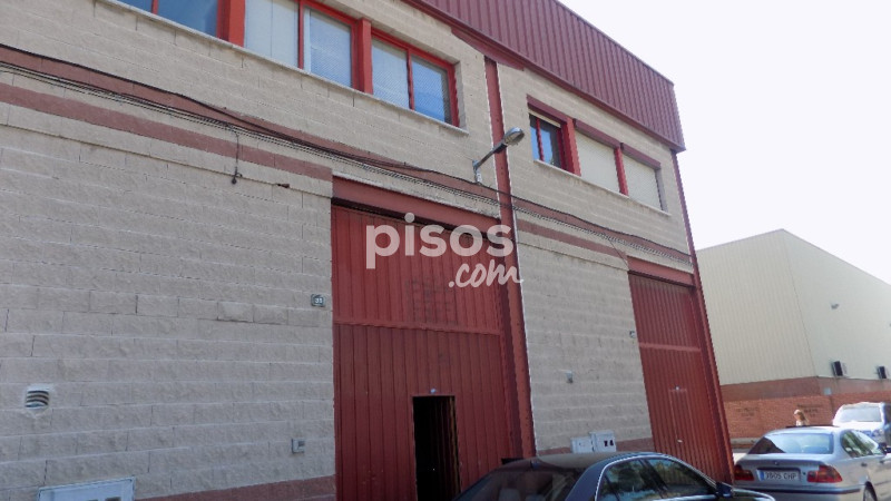 Nave industrial en venta en Calle de San Erasmo, San Andrés (Distrito Villaverde. Madrid Capital) de 170.000 €
