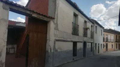 Rustic property for sale in Calle Real, Armuña of 35.000 €