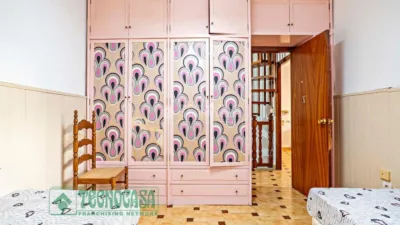 Casa adosada en venta en Centro, Centro (Distrito Núcleo Urbano. Roquetas de Mar) de 170.000 €
