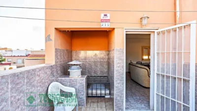 Casa adosada en venta en Centro, Centro (Distrito Núcleo Urbano. Roquetas de Mar) de 170.000 €