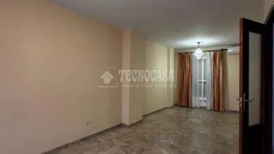 Casa adosada en alquiler en Santa Eufemia, Santa Eufemia (Tomares) de 1.400 €<span>/mes</span>