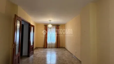 Casa adosada en alquiler en Santa Eufemia, Santa Eufemia (Tomares) de 1.400 €<span>/mes</span>