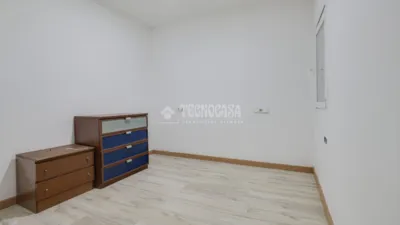 Piso en venta en Roquetes, Roquetes (Distrito Nou Barris. Barcelona Capital) de 130.000 €
