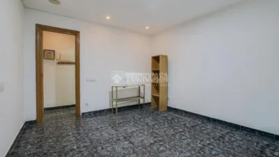 Piso en venta en Roquetes, Roquetes (Distrito Nou Barris. Barcelona Capital) de 130.000 €
