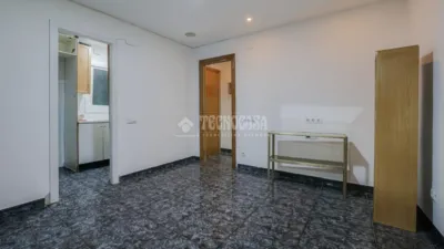 Piso en venta en Roquetes, Roquetes (Distrito Nou Barris. Barcelona Capital) de 130.000 €
