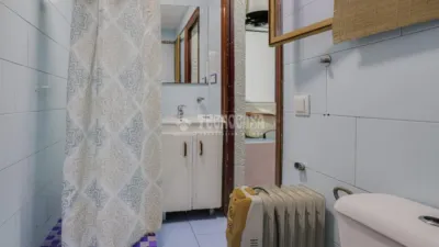 Piso en venta en Roquetes, Roquetes (Distrito Nou Barris. Barcelona Capital) de 130.000 €