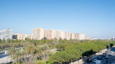 Piso en venta en Nou Moles, Nou Moles (Distrito L'Olivereta. València Capital) de 450.000 €