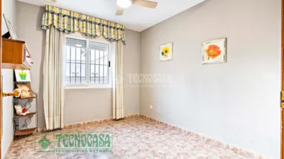 Casa unifamiliar en venta en Centro, Centro (Distrito Núcleo Urbano. Roquetas de Mar) de 199.900 €