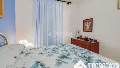 Piso en venta en Avinguda de Santa Coloma, cerca de Plaça de Pau Casals, Riu Nord-Riu Sud (Santa Coloma de Gramenet) de 239.000 €