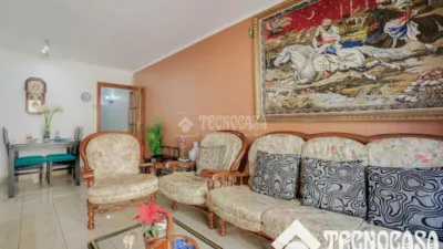 Piso en venta en Avinguda de Santa Coloma, cerca de Plaça de Pau Casals, Riu Nord-Riu Sud (Santa Coloma de Gramenet) de 239.000 €