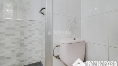 Piso en venta en Avinguda de Santa Coloma, cerca de Plaça de Pau Casals, Riu Nord-Riu Sud (Santa Coloma de Gramenet) de 239.000 €