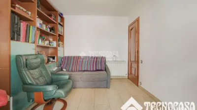 Piso en venta en Avinguda de Santa Coloma, cerca de Plaça de Pau Casals, Riu Nord-Riu Sud (Santa Coloma de Gramenet) de 239.000 €