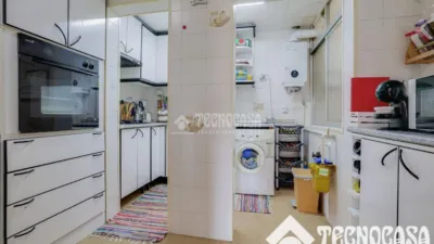 Piso en venta en Carrer de Sant Crispí, cerca de Passatge Comercial, Ca n'Anglada (Terrassa) de 132.900 €