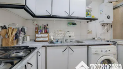 Piso en venta en Carrer de Sant Crispí, cerca de Passatge Comercial, Ca n'Anglada (Terrassa) de 132.900 €