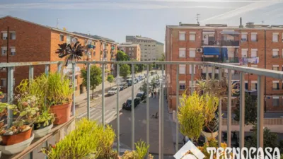 Piso en venta en Carrer de Sant Crispí, cerca de Passatge Comercial, Ca n'Anglada (Terrassa) de 132.900 €