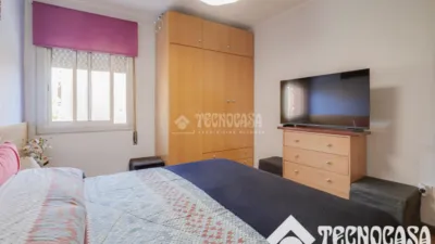 Piso en venta en Carrer de Sant Crispí, cerca de Passatge Comercial, Ca n'Anglada (Terrassa) de 132.900 €
