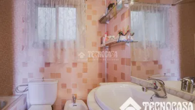 Piso en venta en Carrer de Sant Crispí, cerca de Passatge Comercial, Ca n'Anglada (Terrassa) de 132.900 €