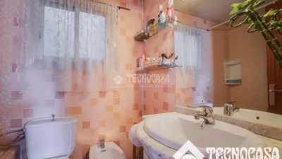 Piso en venta en Carrer de Sant Crispí, cerca de Passatge Comercial, Ca n'Anglada (Terrassa) de 132.900 €