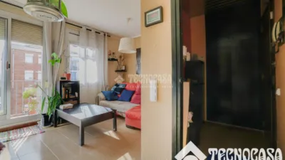 Piso en venta en Carrer de Sant Crispí, cerca de Passatge Comercial, Ca n'Anglada (Terrassa) de 132.900 €