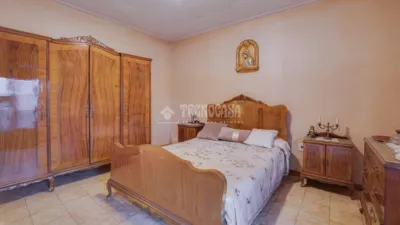 Casa unifamiliar en venta en Carrer dels Montcada, Estació del Nord-Estació de França (Mollet del Vallès) de 530.000 €