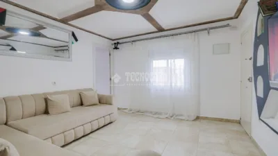 Piso en venta en Carrer del Sindicat, cerca de Carrer de Menéndez y Pelayo, Can Palet (Distrito Can Palet-Xúquer. Terrassa) de 152.900 €