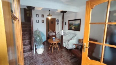 Terraced house in Valdepeñas de Jaén photo 4