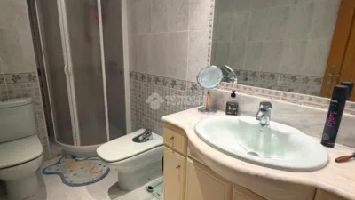 Flat in Patraix photo 20
