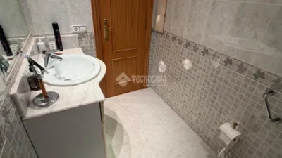Flat in Patraix photo 19
