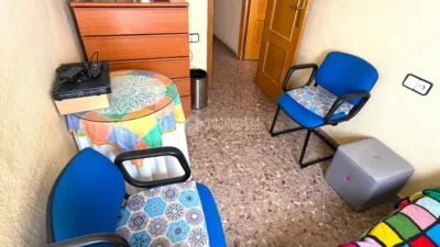 Flat in Patraix photo 24
