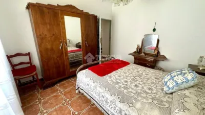 Semi-detached house on Alejandro Lucini Street photo 15