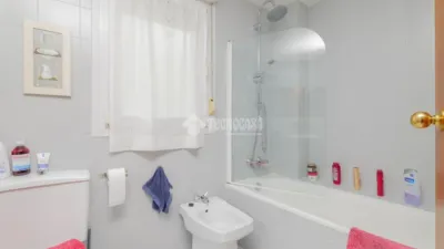 Semi-detached house in Zona Parque Sur photo 16