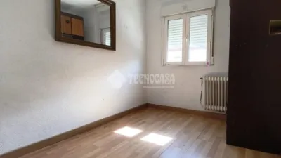 Flat in Moscardó photo 16