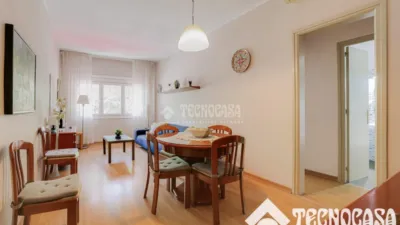 Apartment in El Poblenou photo 2