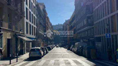 Apartment on Calle de Arriaza photo 18