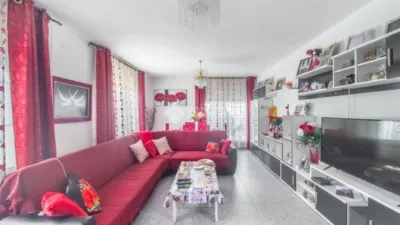 Detached House on Avenida de Glasgow photo 9