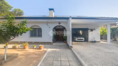 Detached House on Avenida de Glasgow photo 5