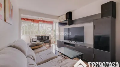 Apartment in La Verneda-La Pau photo 3