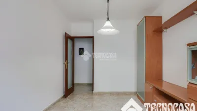 Flat in La Verneda-La Pau photo 4