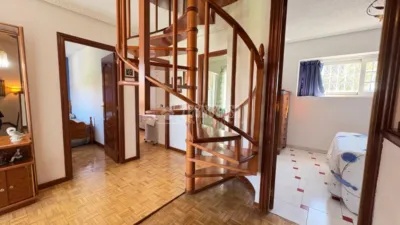 Semi-detached house in Sector III photo 20