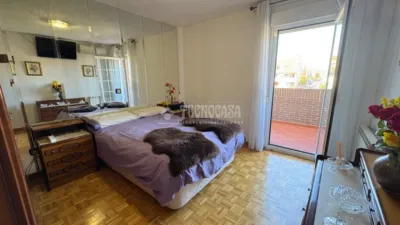 Semi-detached house in Sector III photo 10