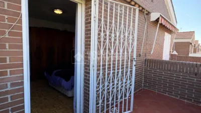 Semi-detached house in Sector III photo 12