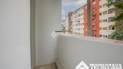 Flat in La Verneda-La Pau photo 8