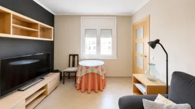 Flat in Estadi-Horta Vermella-Santa Anna photo 2