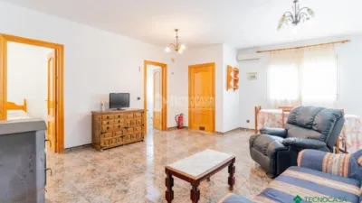 Semi-detached house in Enix photo 8