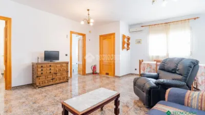 Semi-detached house in Enix photo 4