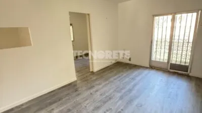 Flat in Moscardó photo 4
