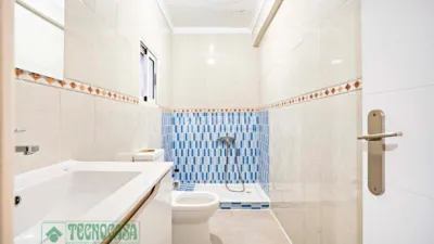 Terraced House in the Centre photo 9