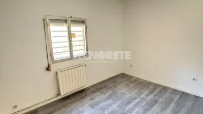 Flat in Moscardó photo 8