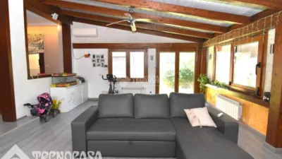 Semi-detached house in Sector B photo 30